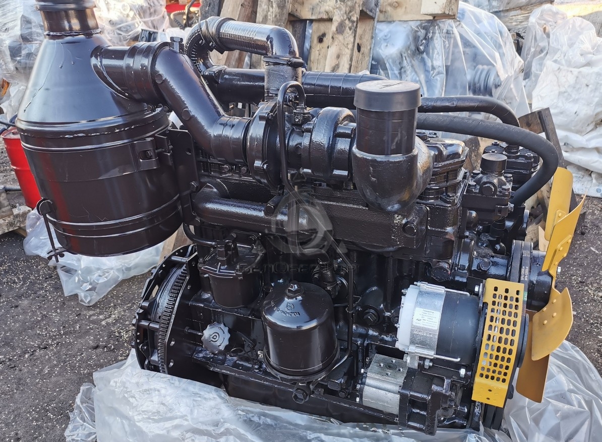 836011372_w640_h640_dvigatel-d-245-06d-105